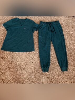 HTF Figs Forest Green Scrub Set Medium